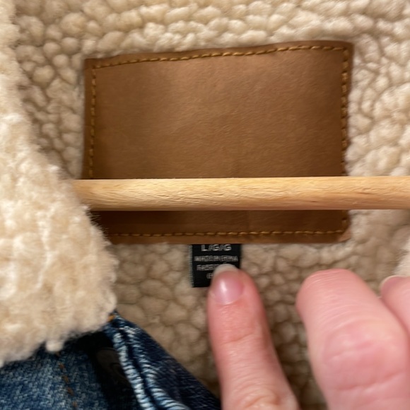American eagle Sherpa Denim Jacket - Picture 2 of 7